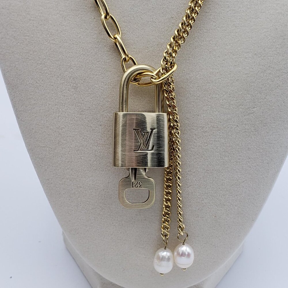 Stainless Steel Gold-Plated Necklace with Authentic Louis Vuitton Padlock - Picture 8 of 15